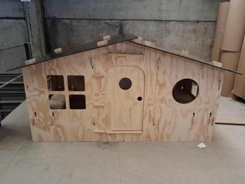 Nieuw tuinhuisje beschikbaar voor biedingen