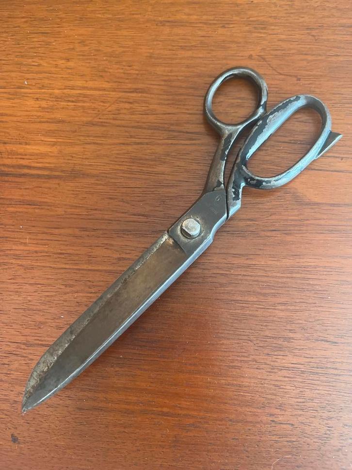 Vintage kleermakersschaar Minerva 9 – 25 cm, Antiek en Kunst, Curiosa en Brocante, Ophalen