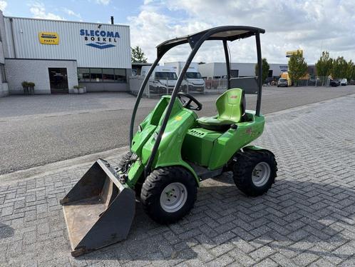 Avant 218 met Grondbak 2013, Zakelijke goederen, Machines en Bouw | Kranen en Graafmachines, Wiellader of Shovel