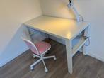 Bureau en stoel, Ophalen, Zo goed als nieuw, Bureau