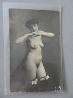oude postkaart foto artistiek naakt 1930,s, Verzamelen, Verzenden, Foto, Zo goed als nieuw, Voor 1940