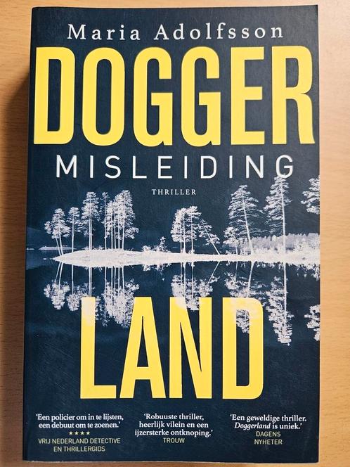 Maria Adolfsson - Doggerland - Misleiding, Boeken, Thrillers, Zo goed als nieuw, Ophalen of Verzenden