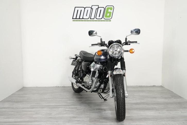 Kawasaki W800 demomotor, Motoren, Motoren | Kawasaki, Bedrijf, 12 t/m 35 kW, 2 cilinders, Minimaal motorrijbewijs A2, ABS, Ophalen