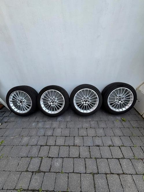 Audi A3 velgen 225/45/17 all seasons, Auto-onderdelen, Banden en Velgen, Velg(en), All Season, 17 inch, 225 mm, Ophalen