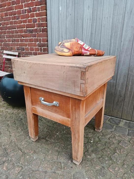 Magnifieke hakblok  , kapblok ( in zeer goede staat), Antiek en Kunst, Antiek | Keukengerei, Ophalen