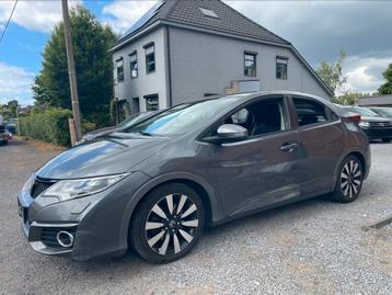 Honda Civic 1.4i Benzine,Sport,Airco,Gps,Camera,Alu velgen,. beschikbaar voor biedingen