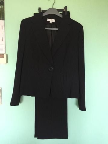 Tailleur veste/pantalon de marque 1/2/3 beschikbaar voor biedingen
