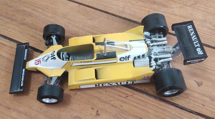 Renault - RE30 Burago 1:24, Verzamelen, Automerken, Motoren en Formule 1, Gebruikt, Formule 1, Ophalen