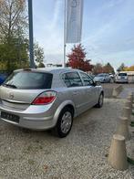 Opel Astra Benzine gekeurd garantie, Auto's, Voorwielaandrijving, 4 deurs, Zwart, Leder en Stof
