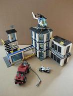LEGO 60141 politiebureau, Kinderen en Baby's, Speelgoed | Duplo en Lego, Ophalen of Verzenden, Gebruikt, Complete set, Lego