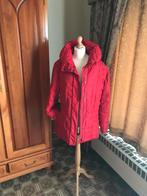 Rode jas. M., Kleding | Dames, Wintersportkleding, Ophalen of Verzenden, Zo goed als nieuw