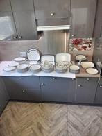 Service Villeroy boch mettlach clasico(made in saar basin), Antiek en Kunst, Ophalen of Verzenden