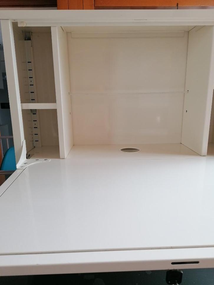 Table-bureau à suspendre en métal blanc, Huis en Inrichting, Bureaus, Gebruikt, Bureau, Ophalen