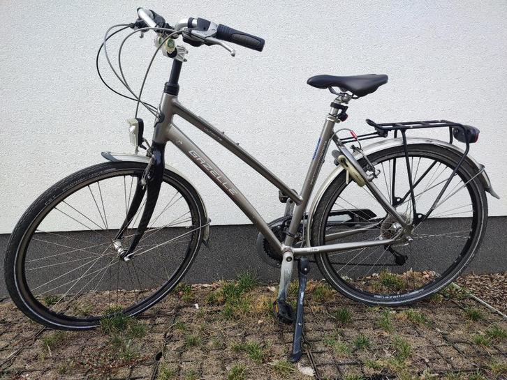 GAZELLE ULTIMATE Medium, Fietsen en Brommers, Fietsen | Dames | Damesfietsen, Gazelle, Ophalen