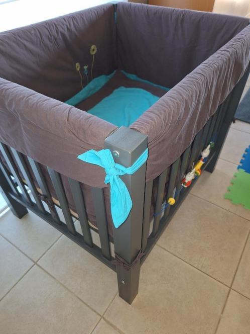 Grijs park van Quax met toebehoren, Kinderen en Baby's, Babyparken, Gebruikt, Rechthoekig, In hoogte verstelbaar, Boxkleed, Ophalen