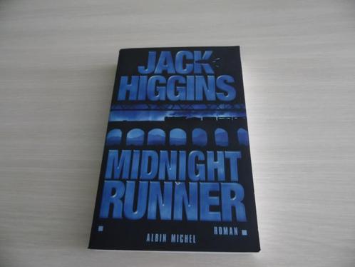 MIDNIGHT RUNNER        JACK HIGGINS, Livres, Thrillers, Comme neuf, Europe autre, Enlèvement ou Envoi
