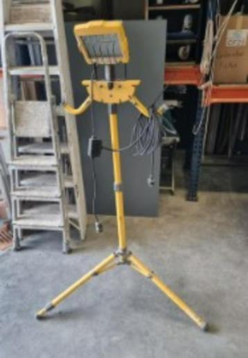 werfspot, verlichting, bouwverlichting, werfverlichtingspot beschikbaar voor biedingen