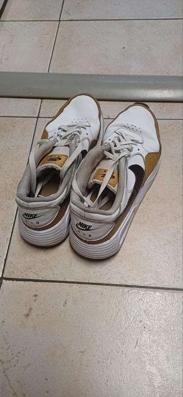 Nike Air 43 beschikbaar voor biedingen