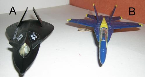 COLLECTION AVIONS ERTL ET REVEL, Hobby en Vrije tijd, Modelbouw | Vliegtuigen en Helikopters, Gebruikt, Vliegtuig, Ophalen of Verzenden