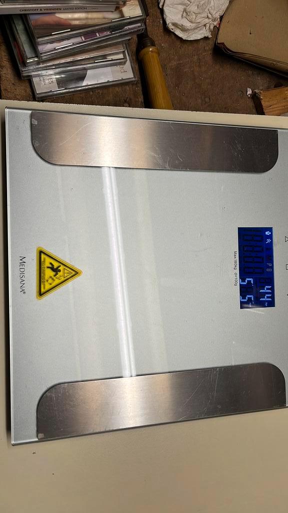 Medisana weegschaal, Elektronische apparatuur, Weegschalen, Personenweegschaal, Ophalen