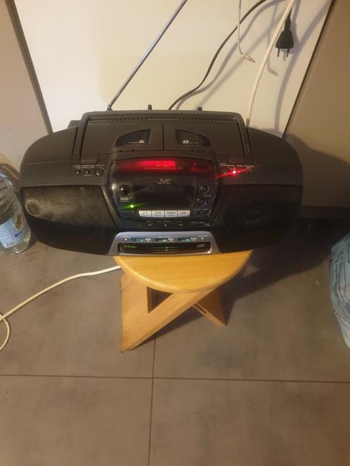 A vendre belle radio JVC + 3 lecteurs CD ! !, TV, Hi-fi & Vidéo, Radios, Comme neuf, Radio, Enlèvement