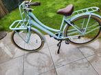Meisjesfiets ,is voor gebruik rond de leeftyd van 12 jaar, Fietsen en Brommers, Ophalen, Zo goed als nieuw