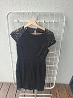 Only zwart kleedje maat 34, Kleding | Dames, Ophalen of Verzenden, Zo goed als nieuw, Maat 34 (XS) of kleiner, Zwart