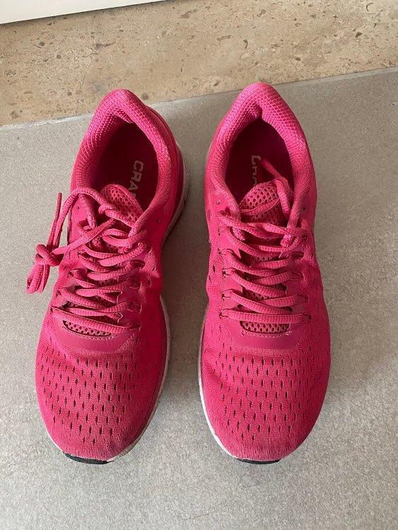 Roze loopschoenen Vibram Craft Mt 40, Vêtements | Femmes, Vêtements de sport, Taille 38/40 (M), Rose, Enlèvement ou Envoi