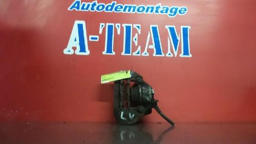 REMKLAUW LINKS VOOR Peugeot 106 I (01-1991/04-1996), Auto-onderdelen, Remmen en Aandrijving, Peugeot, Gebruikt
