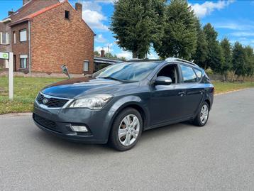 Kia ceed 1,6 crdi digitale clim trekhaak 2350€ beschikbaar voor biedingen