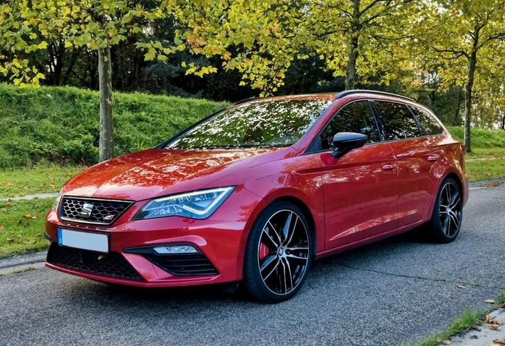 Seat Leon Cupra ST300 4drive, Auto's, Seat, Particulier, Leon, ABS, Achteruitrijcamera, Adaptive Cruise Control, Airbags, Airconditioning