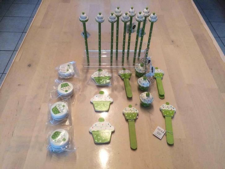 Cupcake groen van Bb collectie UITVERKOOP, Kinderen en Baby's, Kraamcadeaus en Geboorteborden, Nieuw, Kraamcadeau, Ophalen of Verzenden