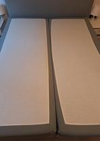 2 x schuimmatras 80 x 200,  grijze stoffen hoes, afneembaar, Huis en Inrichting, Ophalen, Gebruikt, 200 cm, 80 cm