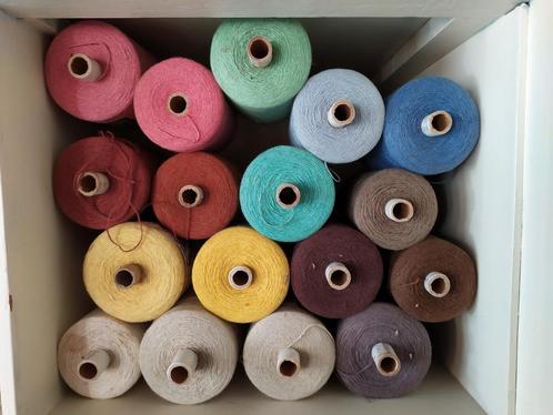 Diverse kleuren Bockens Nialin katoen/linnengaren, Hobby & Loisirs créatifs, Tricot & Crochet, Utilisé, Tricot ou Crochet, Enlèvement ou Envoi