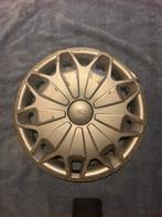 Enjoliveur Ford, Enlèvement, Utilisé