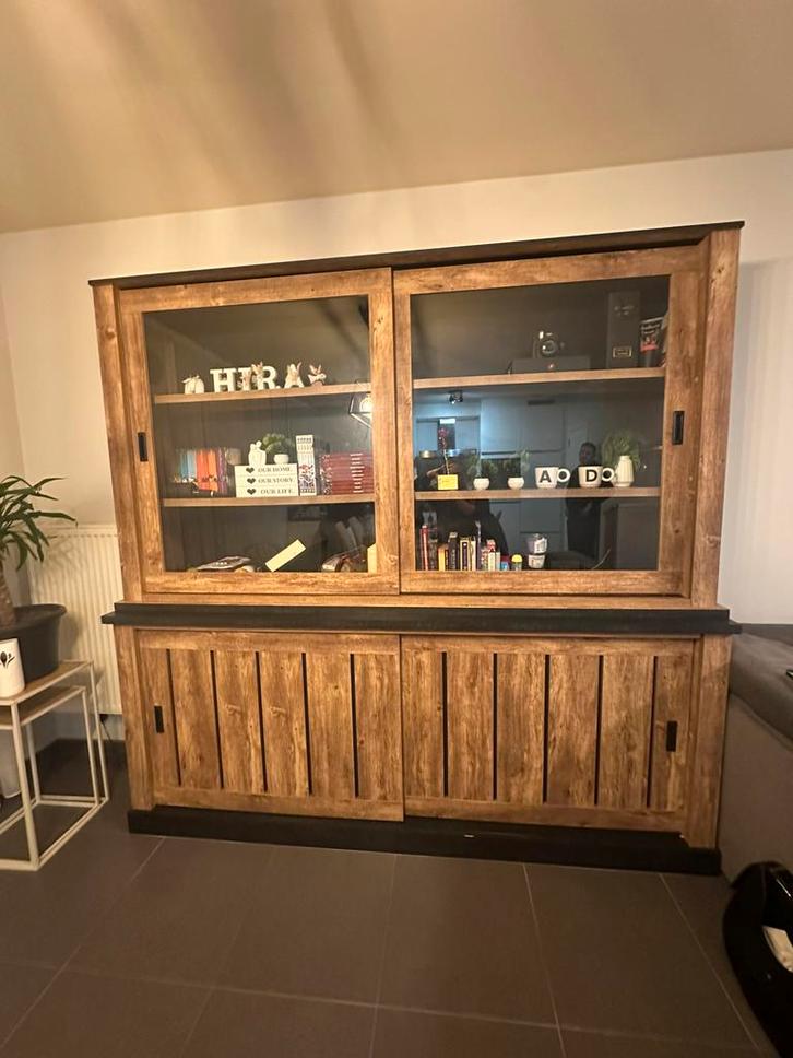 grand buffet + vitrine à vendre, Maison & Meubles, Armoires | Vitrines, Enlèvement