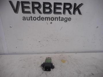 KACHELWEERSTAND Volkswagen Up! (121) (01-2011/11-2023) beschikbaar voor biedingen