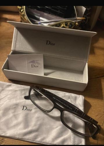 Lunettes Dior Homme  beschikbaar voor biedingen