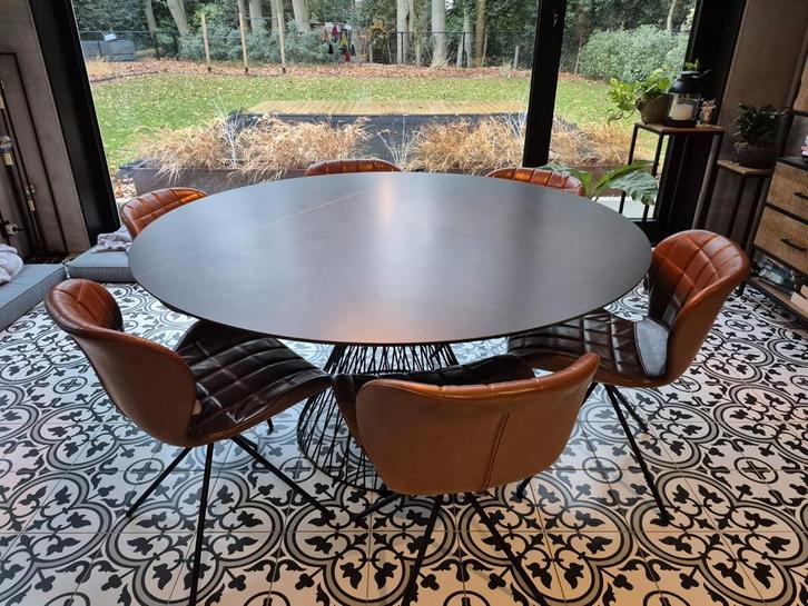 Ronde tafel Juntoo 150cm - volkeramisch blad, Huis en Inrichting, Tafels | Eettafels, Zo goed als nieuw, Ophalen