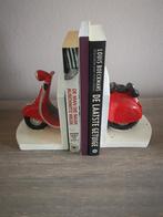 Boekensteunen Vespa, Huis en Inrichting, Ophalen, Zo goed als nieuw