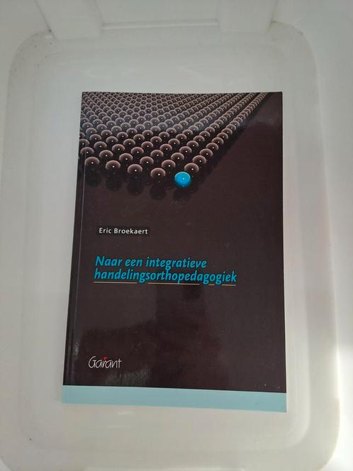 Naar een Integratieve handelingsorthopedagogiek, Boeken, Wetenschap, Zo goed als nieuw, Ophalen of Verzenden