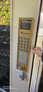 Snoepautomaat in goede staat, Enlèvement