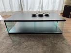 Flexform salontafel massief noten hout, Huis en Inrichting, Ophalen, 100 tot 150 cm, Glas, Nieuw