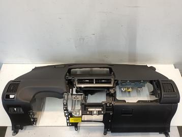 DASHBOARD Toyota Prius Plus (ZVW4) (01-2011/-) beschikbaar voor biedingen