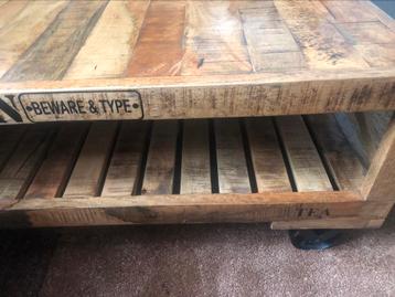 Salontafel mangohout beschikbaar voor biedingen