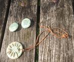 Vintage keramieken juwelenset : ketting & clips oorbel, Overige materialen, Ophalen of Verzenden, Zo goed als nieuw, Knopjes of Stekers