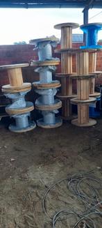 Houten haspels, Ophalen