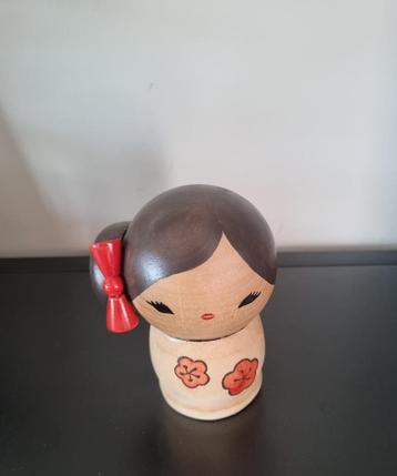 Schattige Creatieve Kokeshi van PvdK beschikbaar voor biedingen