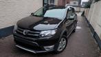 Dacia Sandero STEPWAY 2014 - 1ste Eig & Prima Onderhouden, Auto's, Dacia, Voorwielaandrijving, Euro 5, Stof, Zwart