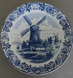 Delfts blauw bord met molens, Antiek en Kunst, Antiek | Wandborden en Tegels, Ophalen